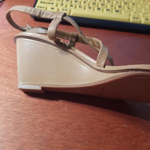 Caslon Paola Wedge Sandal Coffee Size 9.5 NEW With Defect